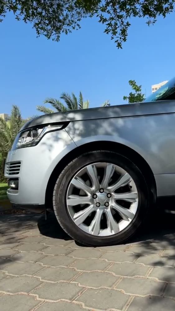 HM Motors — رينج روفر